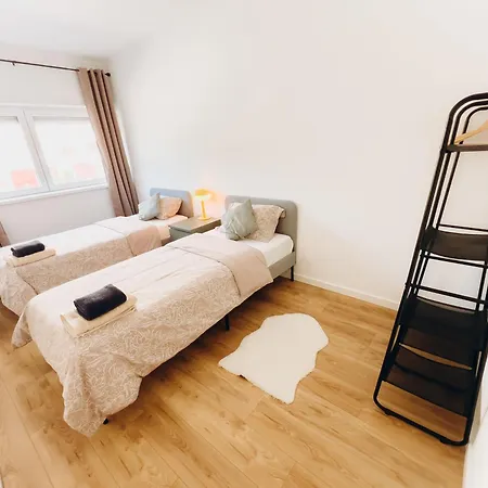 Apartamento Lux ! Tres Quartos